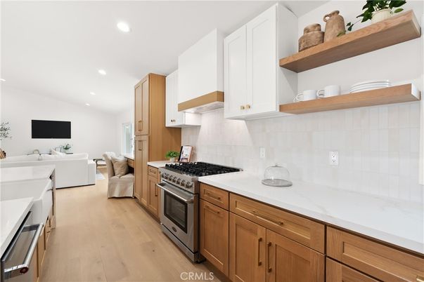 Interior, Kitchen, Living room, Recessed Lighting, Wood Texture Flooring