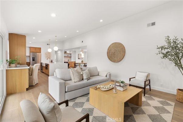 Dining room, Interior, Kitchen, Living room, Pendant Lights, Recessed Lighting, Stainless Steel Appliances, Wood Texture Flooring