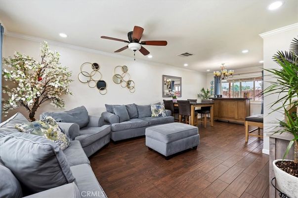 Chandelier, Dining room, Interior, Living room, Recessed Lighting, Wood Texture Flooring