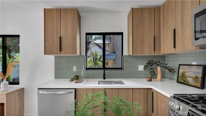 Interior, Kitchen, Stainless Steel Appliances