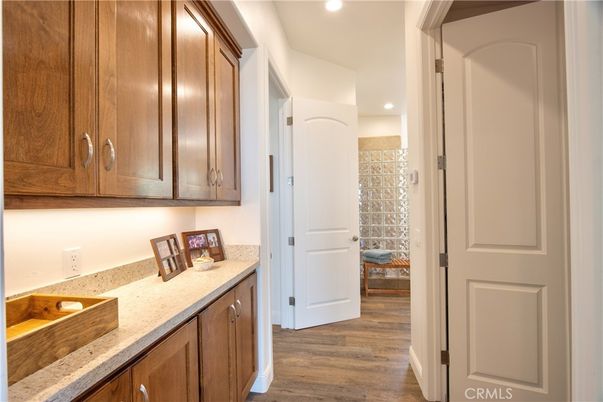Interior, Recessed Lighting, Wood Texture Flooring