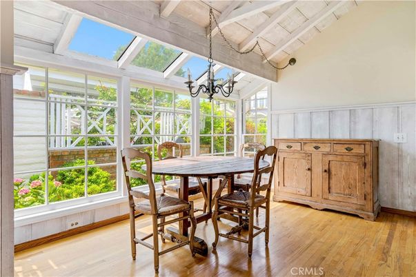 Chandelier, Dining room, Interior, Sun Room, Wood Texture Flooring