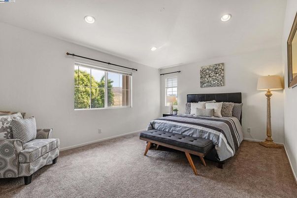 Bedroom, Interior, Recessed Lighting