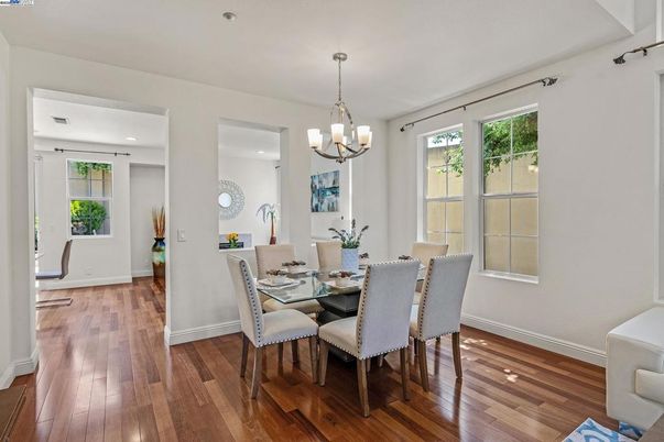Chandelier, Dining room, Interior, Recessed Lighting, Wood Texture Flooring