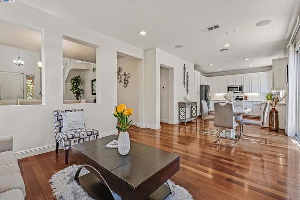 Dining room, Interior, Kitchen, Pendant Lights, Recessed Lighting, Wood Texture Flooring