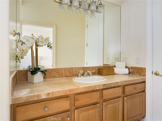 Bathroom, Interior, Tile Countertops