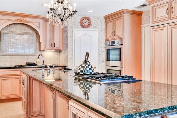 Chandelier, Interior, Kitchen, Recessed Lighting, Stainless Steel Appliances