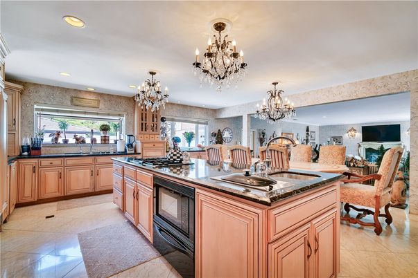 Chandelier, Dining room, Interior, Kitchen, Recessed Lighting
