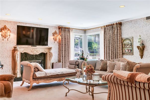 Fireplace, Interior, Living room, Recessed Lighting