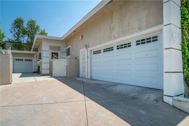 Detached Garage, Exterior