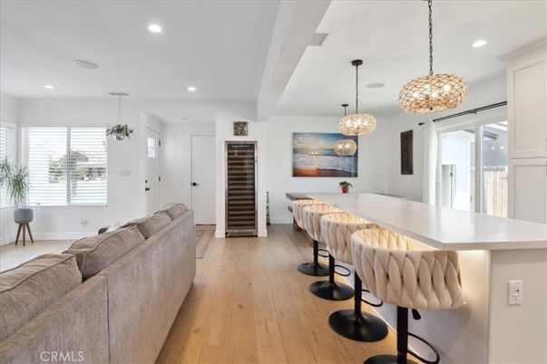 Interior, Pendant Lights, Recessed Lighting, Wood Texture Flooring