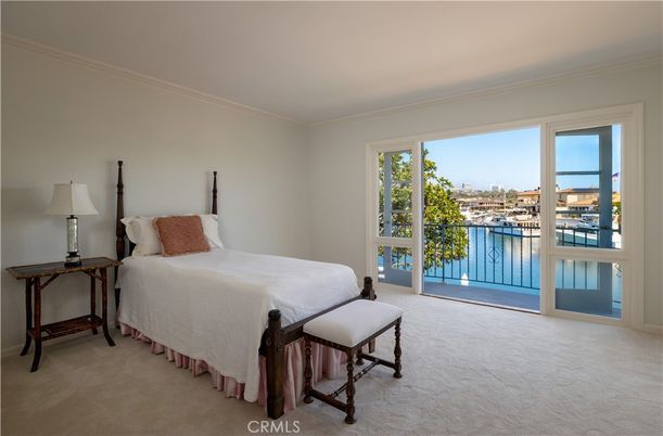 Bedroom, Interior, Water
