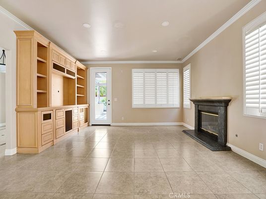 Empty room, Fireplace, Interior, Recessed Lighting