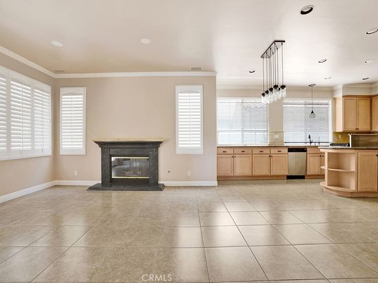Fireplace, Interior, Kitchen, Pendant Lights, Recessed Lighting