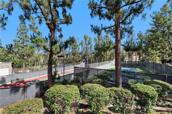 Exterior, Tennis Courts