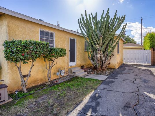 Backyard, Detached Garage, Exterior