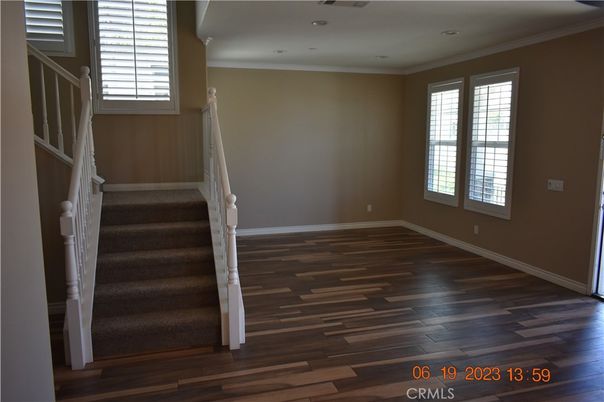 Empty room, Interior, Recessed Lighting, Wood Texture Flooring