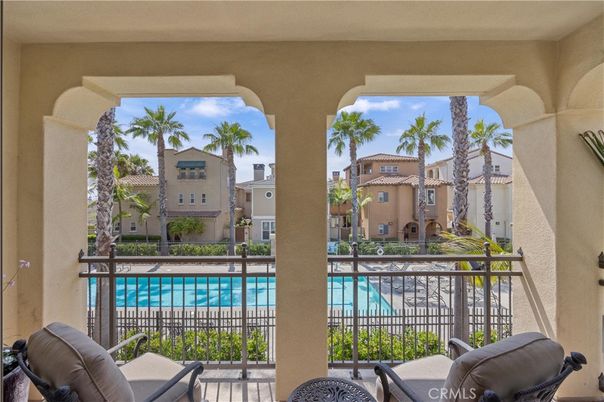 Exterior, Pool, Other