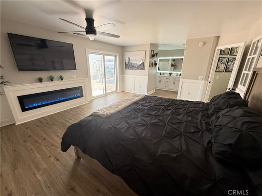 Bedroom, Fireplace, Interior, Wood Texture Flooring