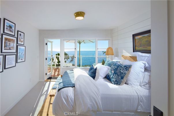 Bedroom, Interior, Water