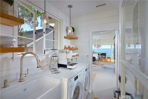 Interior, Pendant Lights, Washer, Water
