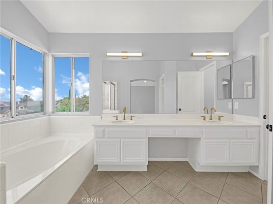 Bathroom, Dual Sink Vanities, Interior