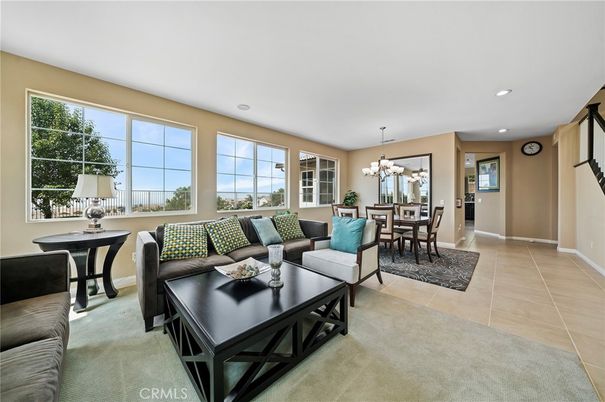 Chandelier, Dining room, Interior, Living room, Recessed Lighting