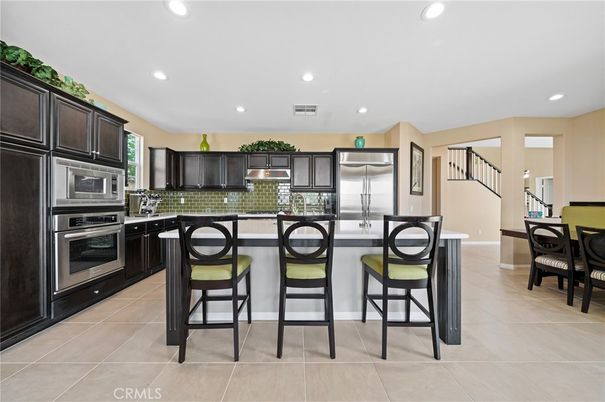Dining room, Interior, Kitchen, Recessed Lighting, Stainless Steel Appliances
