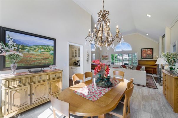 Chandelier, Dining room, Interior, Living room, Recessed Lighting, Wood Texture Flooring