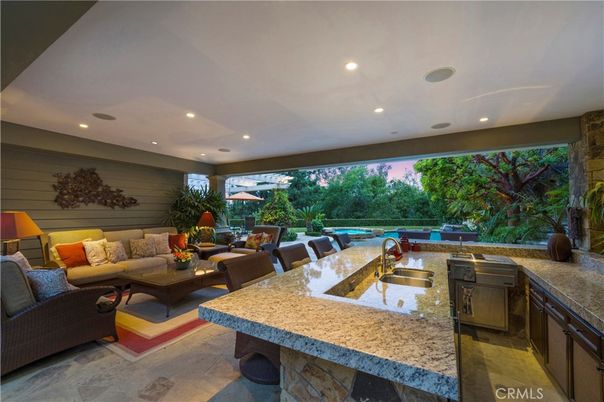 Exterior, Recessed Lighting