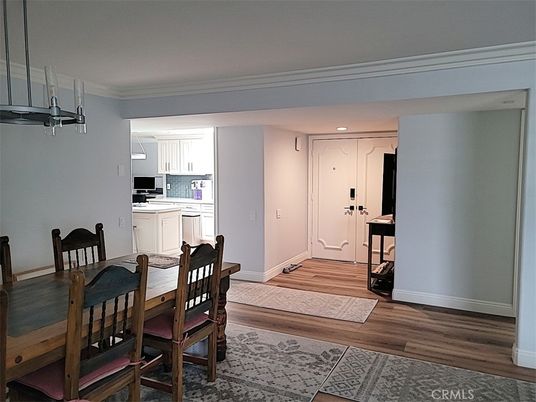 Dining room, Interior, Kitchen, Recessed Lighting, Wood Texture Flooring