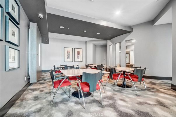 Dining room, Interior, Recessed Lighting