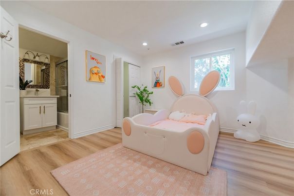 Bathroom, Interior, Recessed Lighting, Wood Texture Flooring