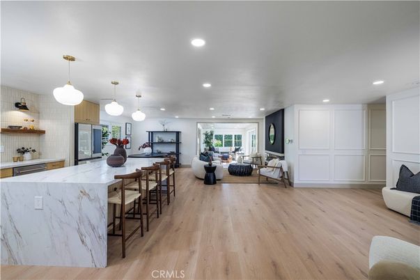Interior, Kitchen, Living room, Pendant Lights, Recessed Lighting, Wood Texture Flooring