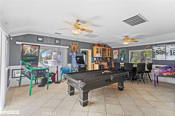 Billiard Table, Game Room, Interior