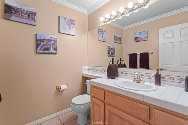 Bathroom, Interior, Tile Countertops