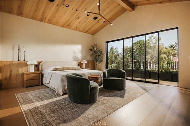 Bedroom, Interior, Recessed Lighting, Wooden Beams, Wooden Ceilings, Wood Texture Flooring