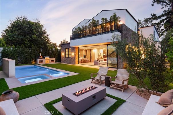 Backyard, Exterior, Pool