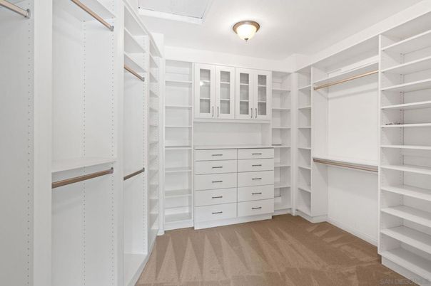 Interior, Walk-in Closets, Wood Texture Flooring