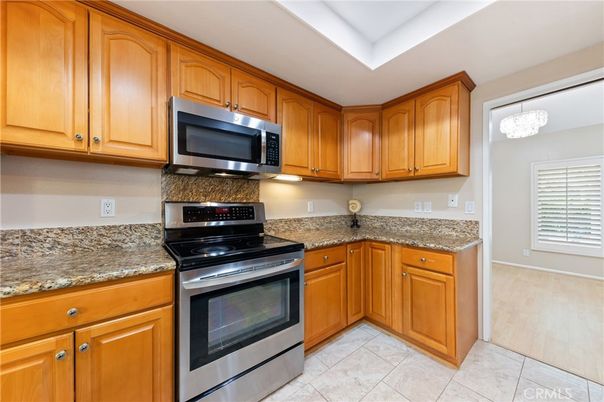 Chandelier, Interior, Kitchen, Wood Texture Flooring