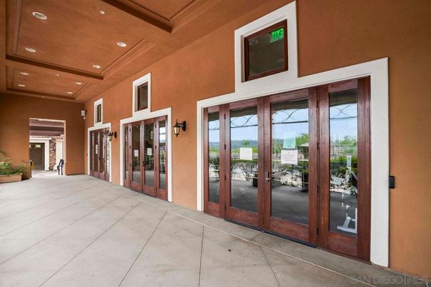 Exterior, Recessed Lighting