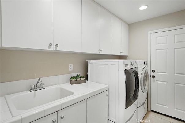 Interior, Recessed Lighting, Washer