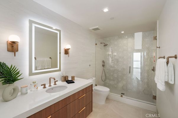 Bathroom, Dual Sink Vanities, Glass Shower, Interior, Recessed Lighting