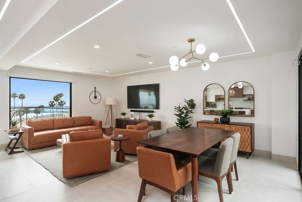 Dining room, Interior, Living room, Pendant Lights, Recessed Lighting