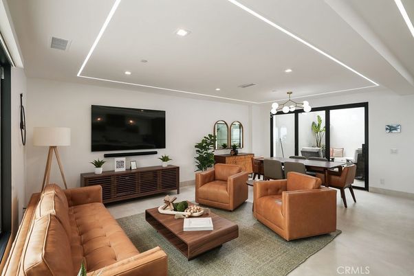 Dining room, Interior, Living room, Pendant Lights, Recessed Lighting
