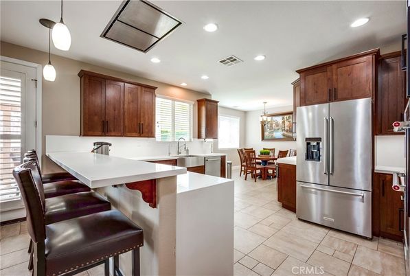 Dining room, Interior, Kitchen, Pendant Lights, Recessed Lighting, Stainless Steel Appliances