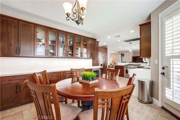 Chandelier, Dining room, Interior, Kitchen, Pendant Lights, Recessed Lighting, Stainless Steel Appliances