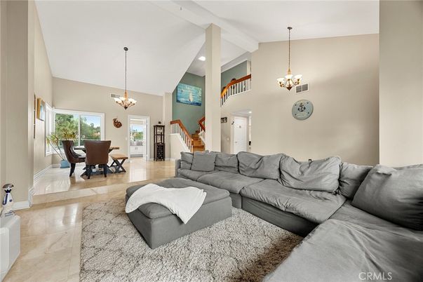 Chandelier, Dining room, Interior, Living room, Pendant Lights, Recessed Lighting