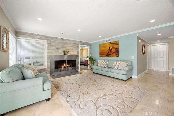 Fireplace, Interior, Living room, Recessed Lighting