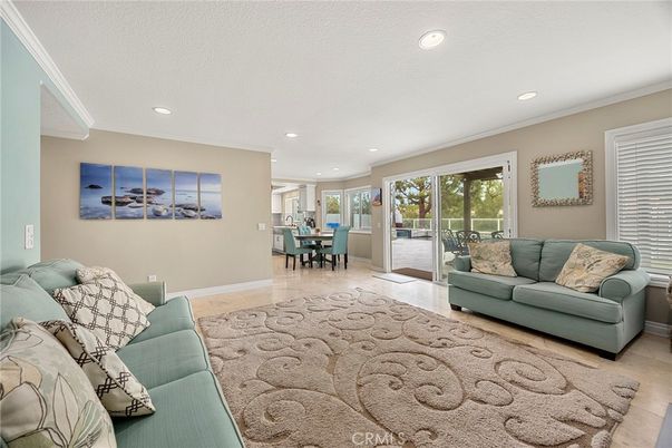 Dining room, Interior, Living room, Recessed Lighting
